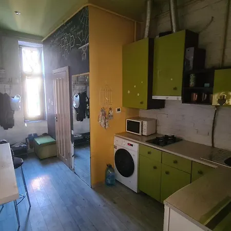 Cozy Compact Flat In The Center