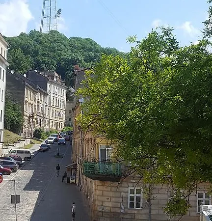 市中心舒适紧凑公寓 *